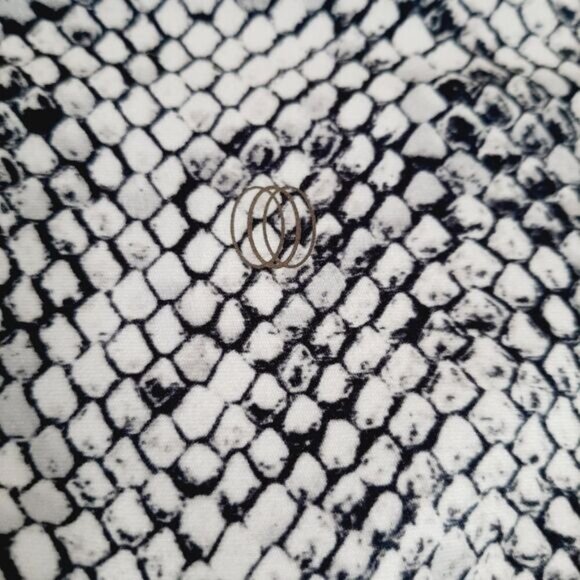 BALANCE COLLECTION \ High Waist Crop Yoga Leggings Snakeskin Print B&W Sz M - Picture 11 of 14
